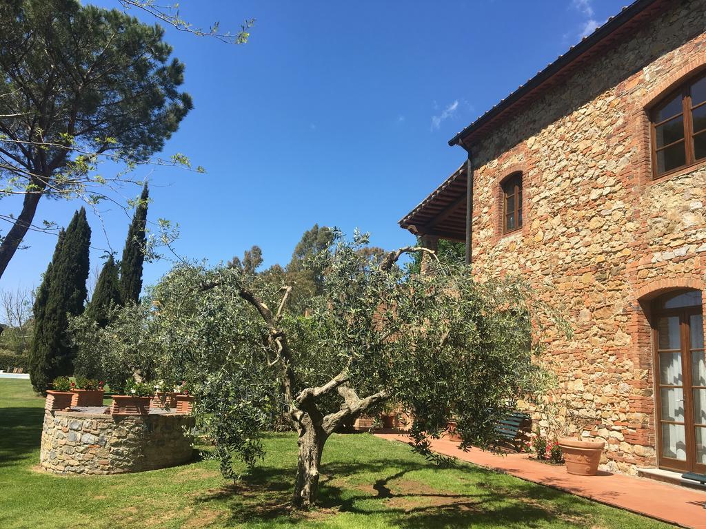 Gasthaus Fattoria Cirene Follonica Exterior foto